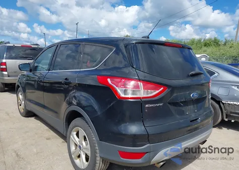 2015 Ford Escape Se z USA, uszkodzony, nr VIN 1FMCU0GX3FUC22677